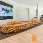 Quầy lễ tân gỗ ghép tạo hình nghệ thuật