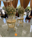 Bàn sảnh trang trí hoa